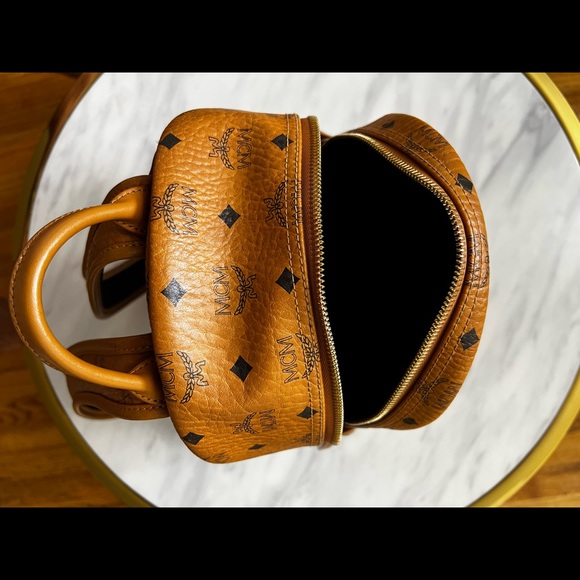 MCM Stark Side Stud Backpack Cognac - Picture 12 of 12